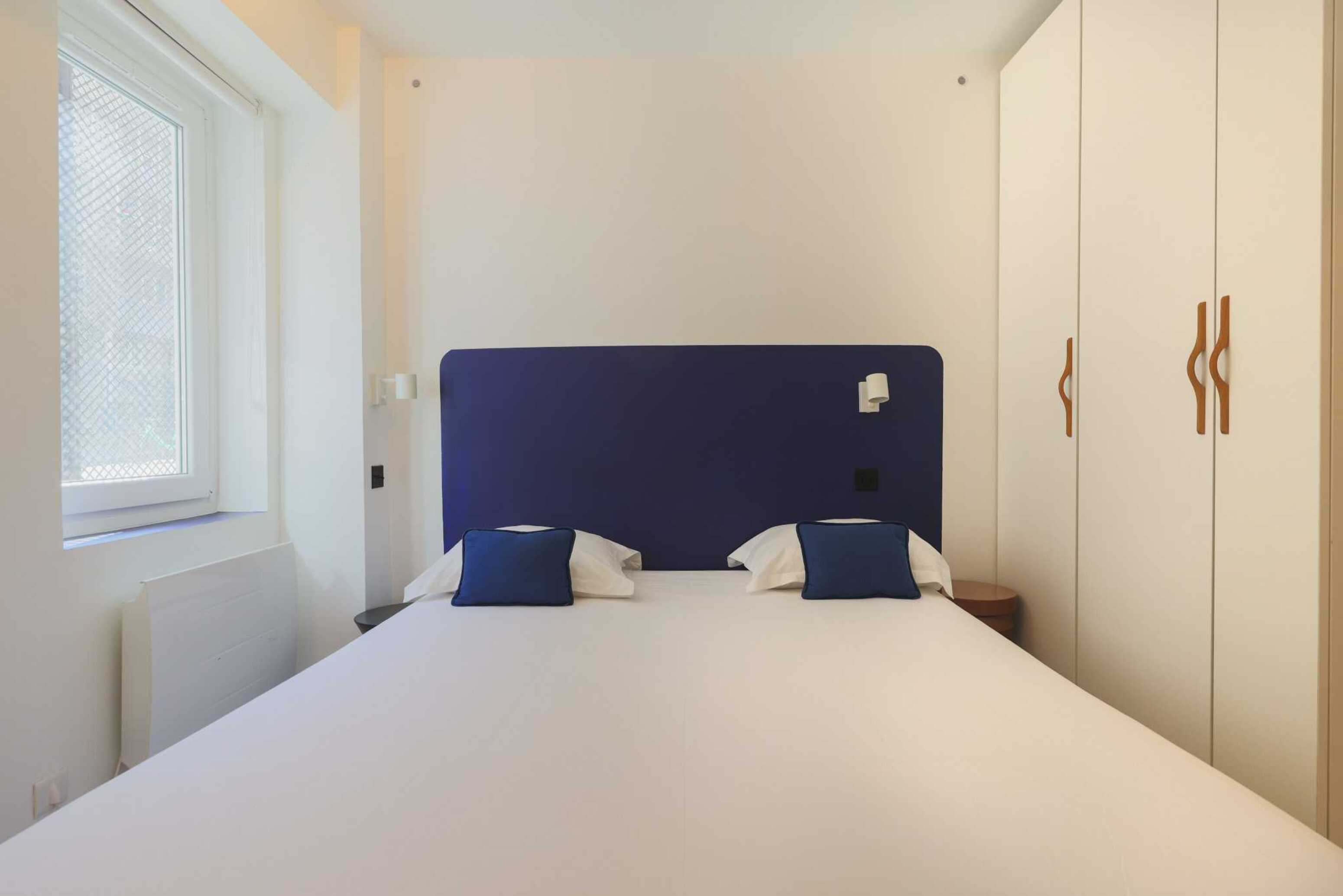 Authentic apartment - 1BR 2P - Goutte-d'Or - Tap to explore photos