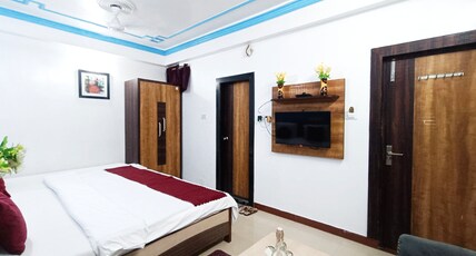 Hotel Skylark Room Type - AC Tripple Bed Deluxe Room
