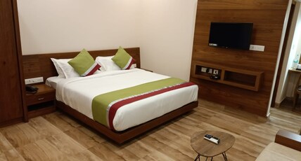 Benale International Room Type - Deluxe Rooms