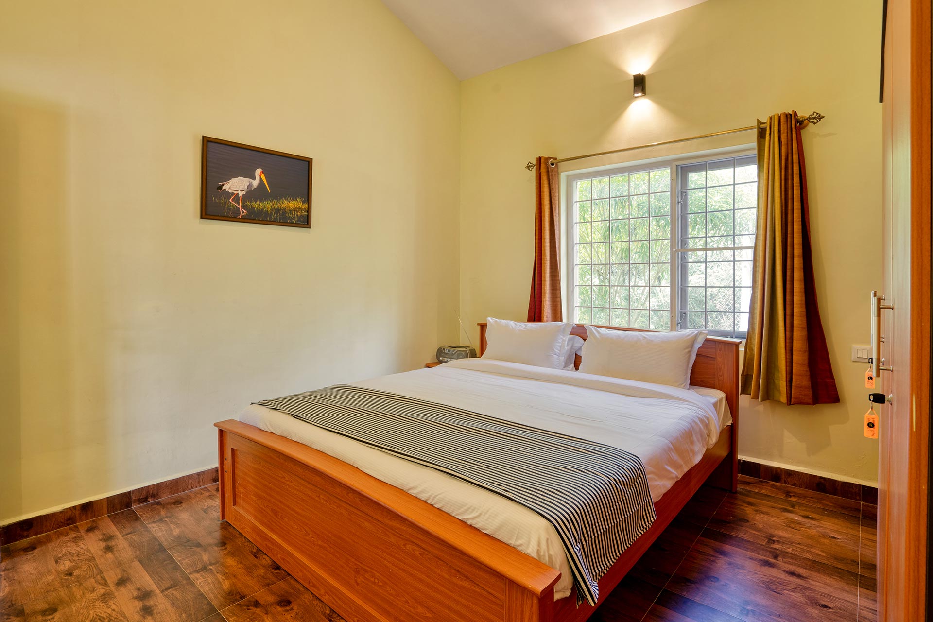 StayVista | 2 BHK Casa Pinnacle - Tap to explore photos