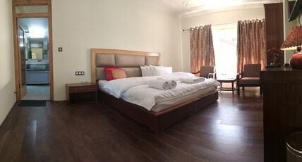 Hotel Zambhala Inn Room Type - Deluxe Room
