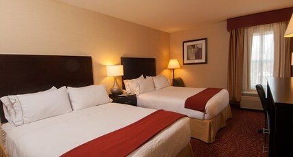 Holiday Inn Express Vernon-Manchester Room Type - 2 Queen Standard