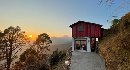Surkanda Kanatal View Camps Room Type - Cottage with Valley View