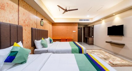 Hotel D Grand Room Type - Executive Room