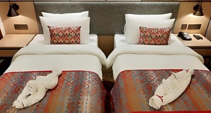 Sayaji Jamnagar Room Type - GRAND TWIN BED