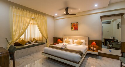 Namoka The Mount Valley Resort | Best Infinity Valley View in Kumbhalgarh Room Type - Deluxe Room With Jharokha