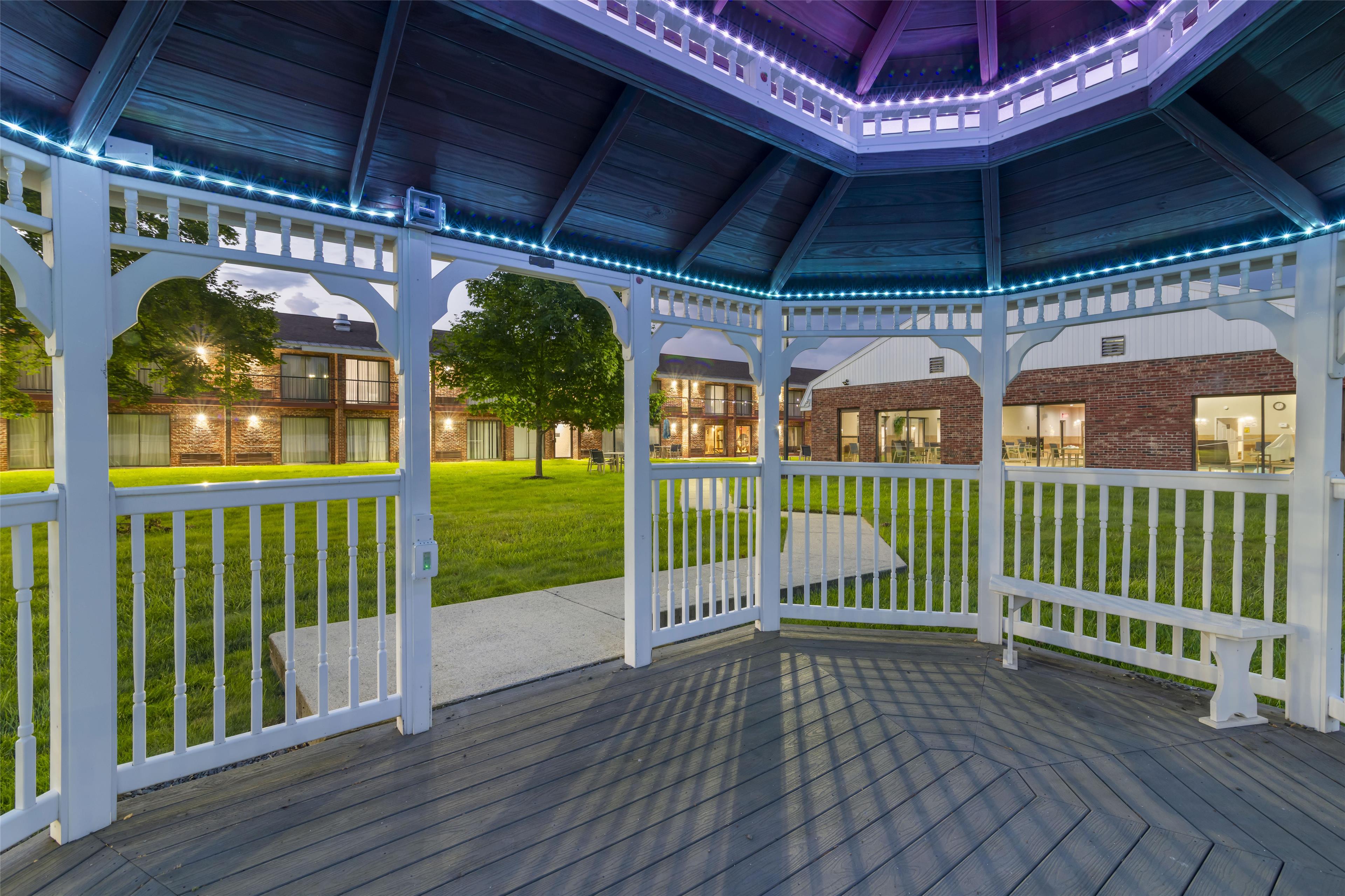 Best Western Plus Keene Hotel - Tap to explore photos