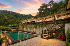 Aqua Vista Resort