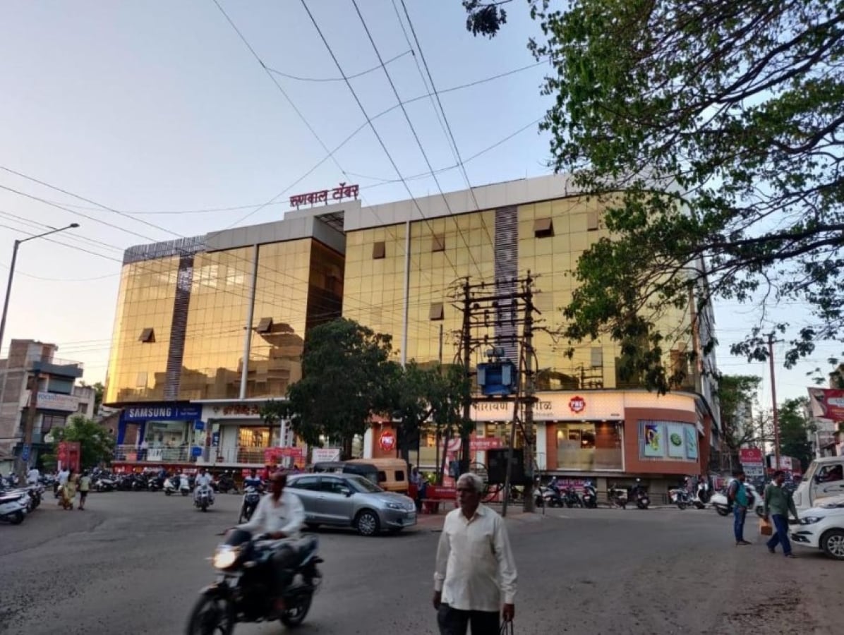 Hotel Runwal Tower, Ichalkaranji - Tap to explore photos