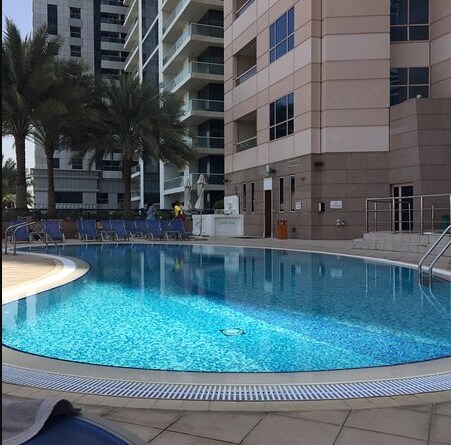 Dubai Marriott Harbour Hotel & Suites - Tap to explore photos