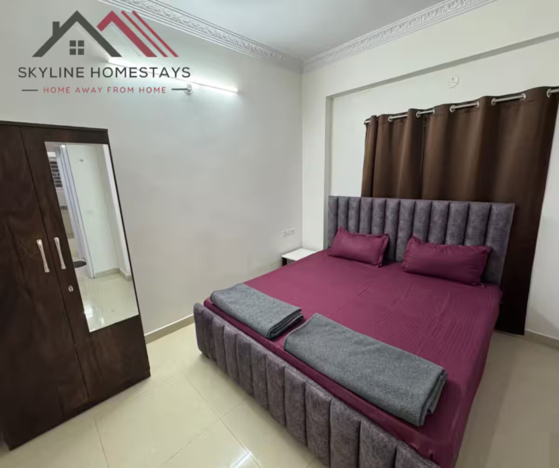 Grand 3BHK Apartment in Tolichowki - Tap to explore photos