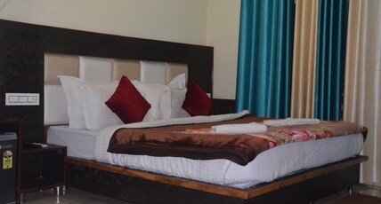 Hotel Mount Edge Room Type - Deluxe Room