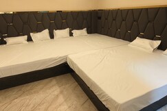 Address of Hotel Shivlok Inn