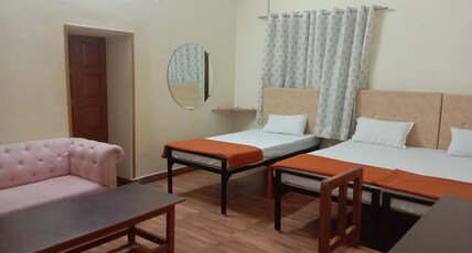 HOTEL VIJAY BHARAT BHAWAN Room Type - Deluxe Room - AC
