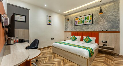 Treebo Divine Stay Prayagraj Room Type - Standard Room with King Bed