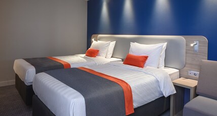 Holiday Inn Express ALMATY Room Type - 2 Twin Standard with Free Breakfast
