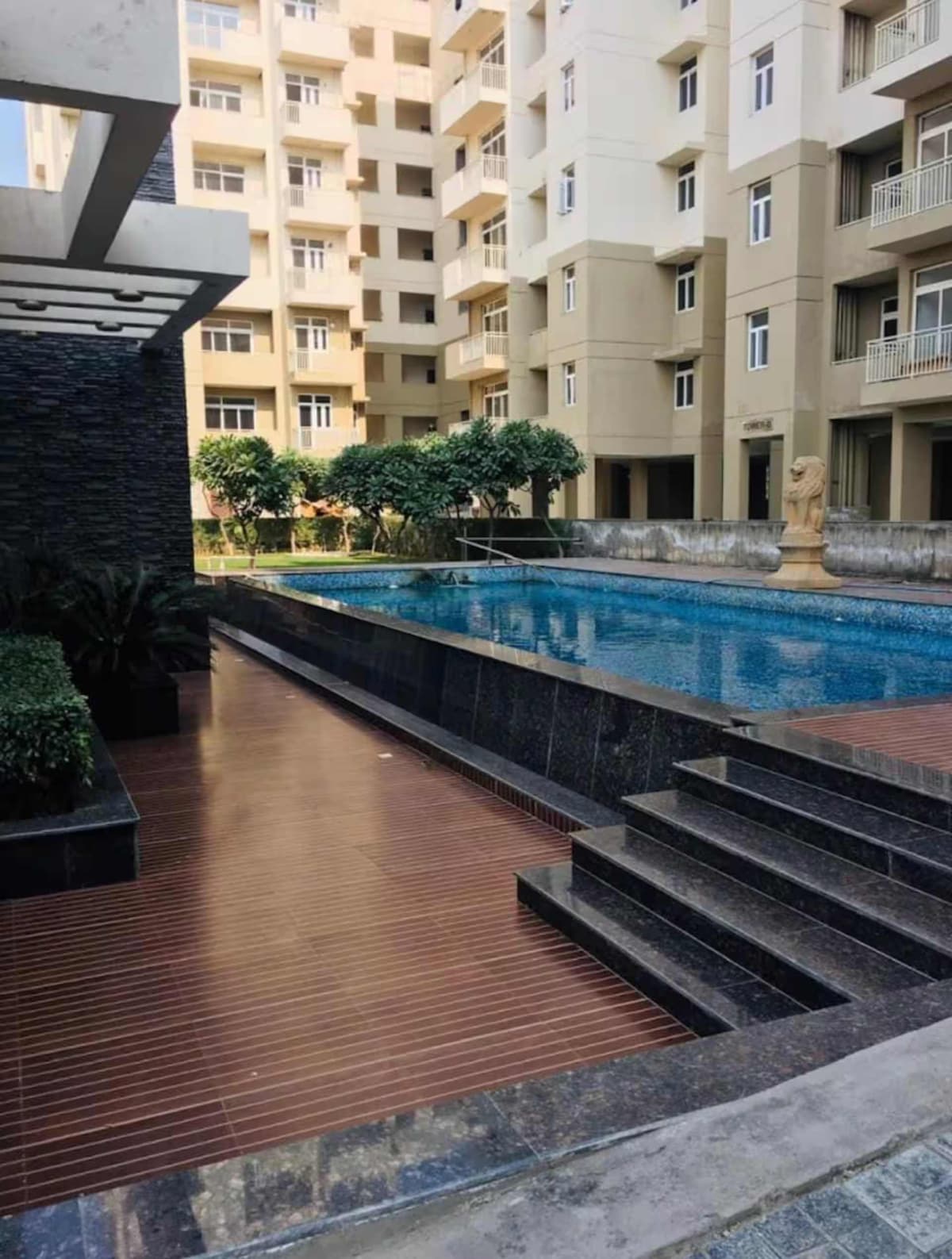 ChhatraChhaya Serene curated 3BR near Taj Mahal - Tap to explore photos