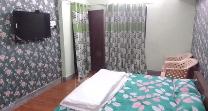 Dream Homestay | Rooms & Restaurant Room Type - AC 3 BEDED ROOM