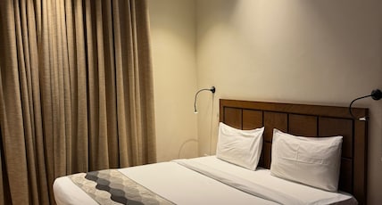 UDS Villa - Next to VFS, Walking to Connaught Place Room Type - Deluxe Double Room with Balcony UDS Villa - Next to VFS, Walking to Connaught Place Room Type - Deluxe Double Room with Balcony