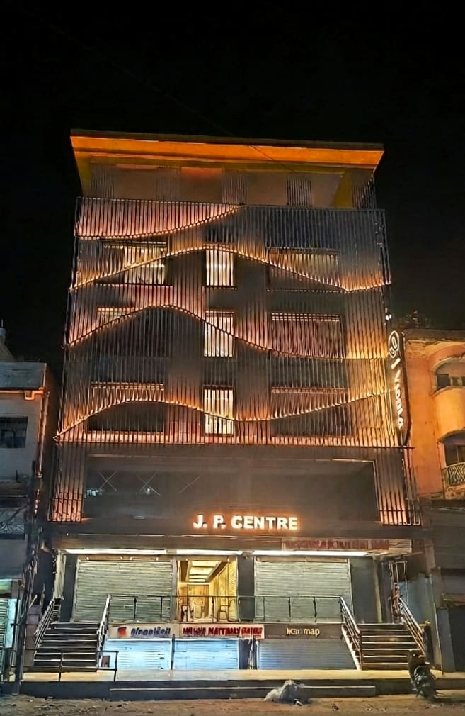 Hotel Vianta Jaigaon- Near Bhutan Border - Tap to explore photos