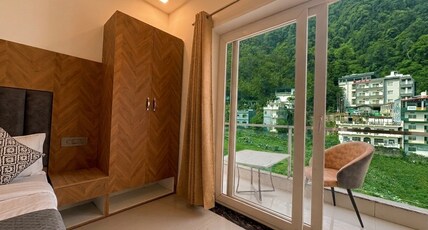 Hotel Mahadev Tapovan Room Type - Deluxe room with Balcony