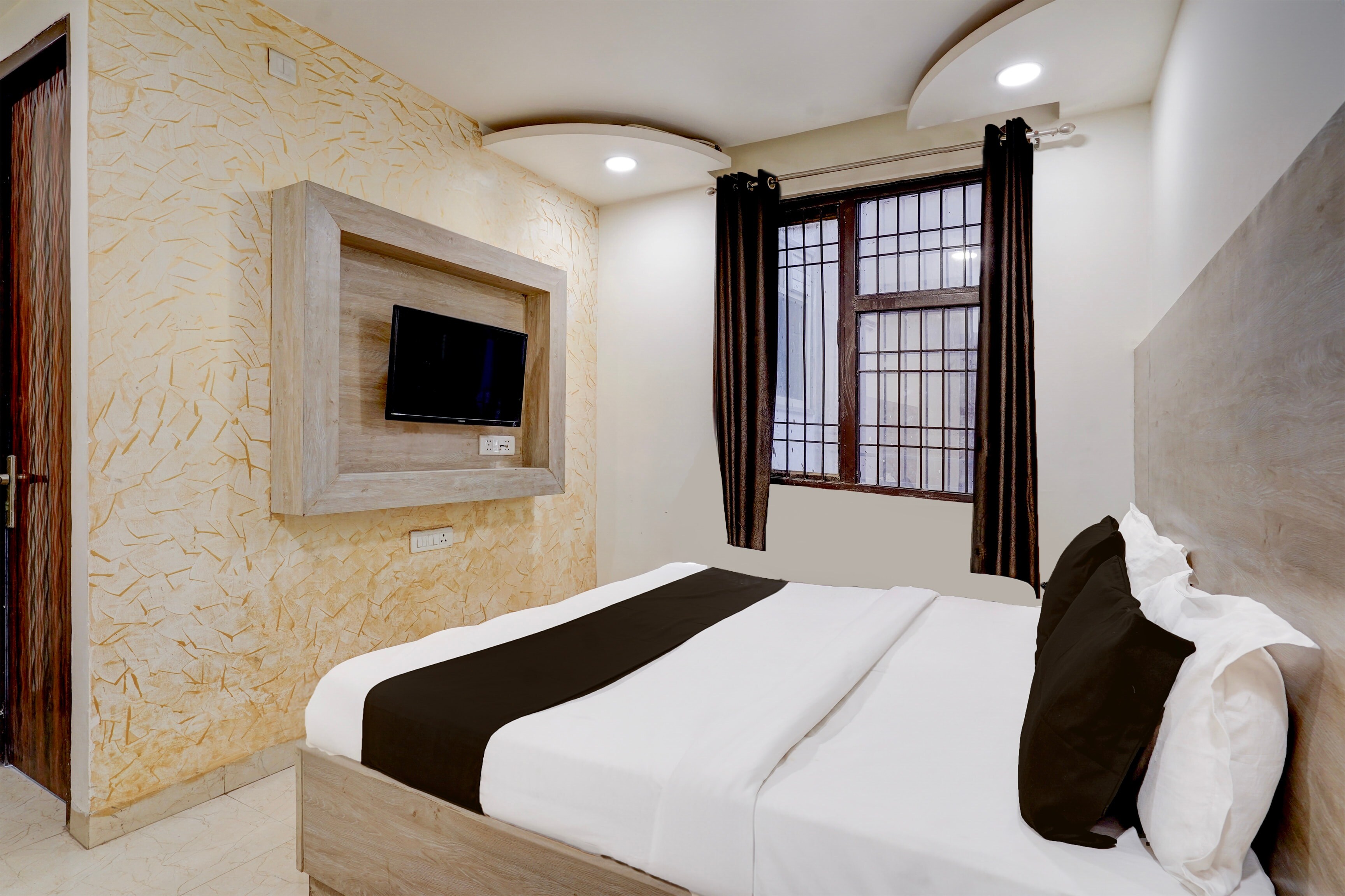 Hotel O Delhi Airport Stay - Tap to explore photos