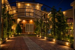 TRIPPY VILLAS