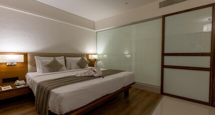 The Central Park Hotel Room Type - Luxury Room