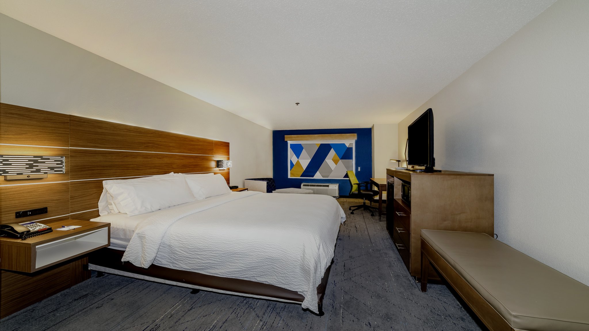Holiday Inn Express & Suites WALTERBORO I-95 - Tap to explore photos