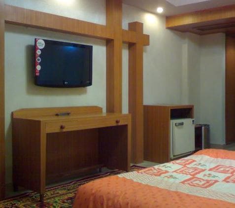 Pandavas Guest House - Tap to explore photos