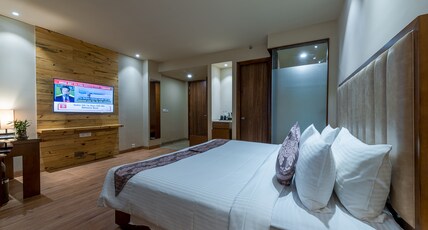 Hotel Cachar Club Room Type - Premium Queen Room with Work Desk