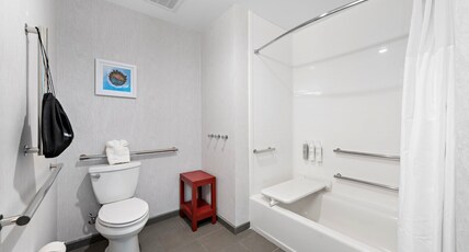Hampton Inn by Hilton Big Bear Lake Room Type - 1K MOB HEAR IMPAIRED W TUB
