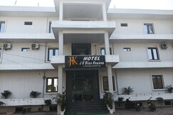 Hotel JK Blue Heaven