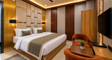 HOTEL AYANSH Room Type - Super Deluxe Room HOTEL AYANSH Room Type - Super Deluxe Room
