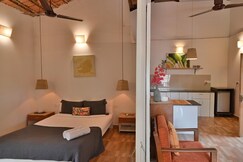 Lavish Studio with a pool near Candolim