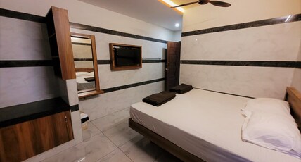 Sri NA Residency Room Type - Double Bed Deluxe Non AC