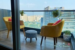 The Taj Studios-Best Luxury Stay at Blue Sapphire