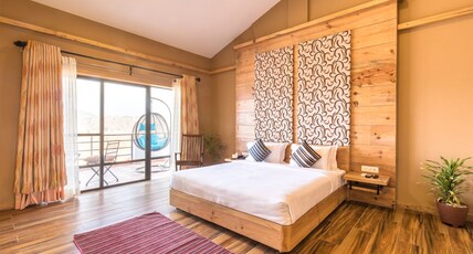 Sunshine Resort Pokhara Room Type - Deluxe Mountain View Room with Balcony Sunshine Resort Pokhara Room Type - Deluxe Mountain View Room with Balcony