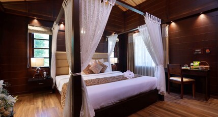 MALIEKAL HERITANCE CHERAI Room Type - Tranquil Jacuzzi (Lake Side)