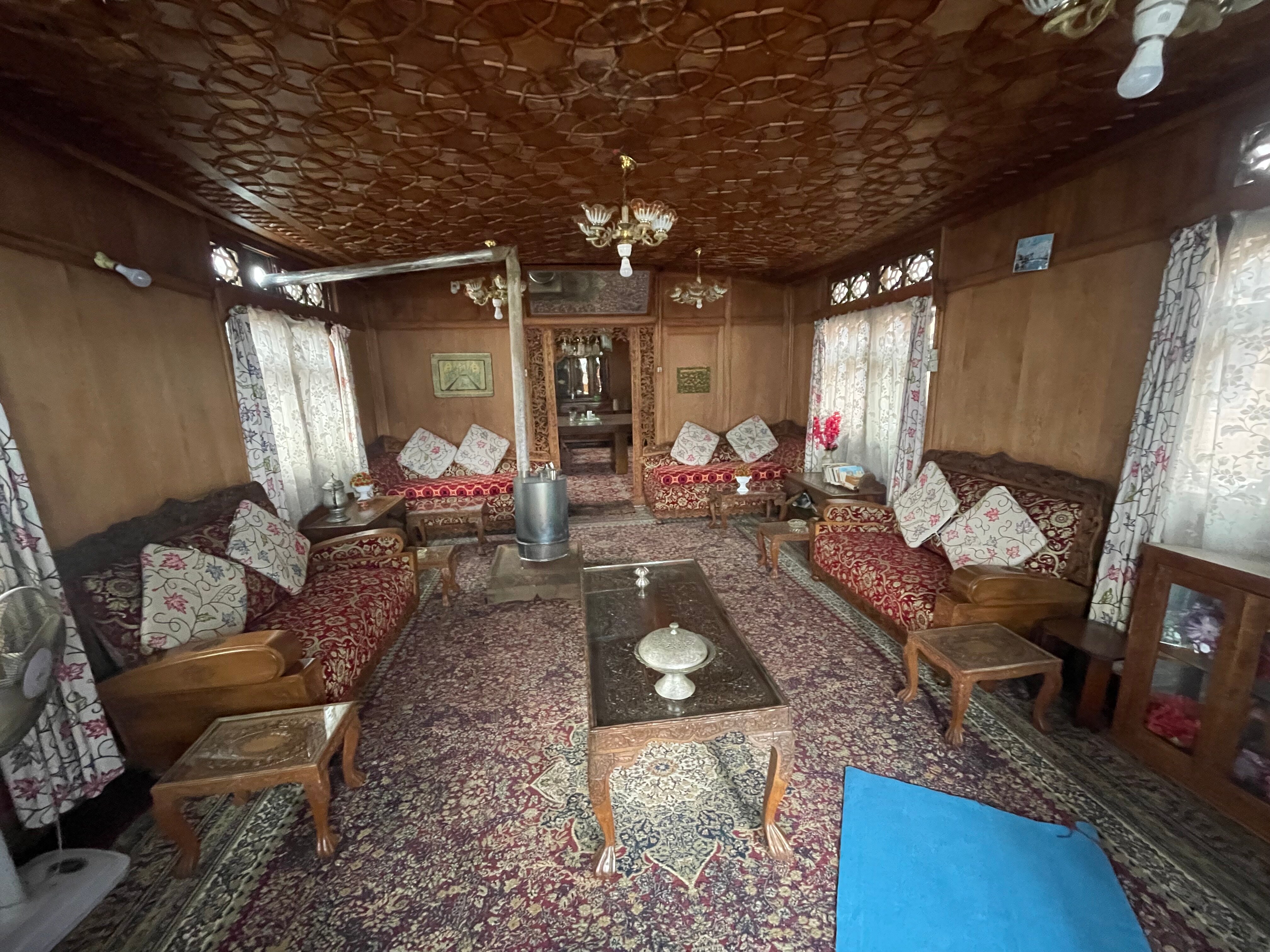 Royal Kashmir group of houseboats - Tap to explore photos