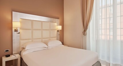 Palazzo Caracciolo Naples, Tapestry Collection by Hilton Room Type - QUEEN GUEST ROOM W TERRACE