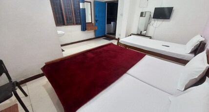 KGP HOMESTAY Room Type - Quad Room