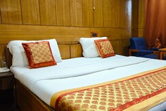 Hotel Ech Aar, Kargil