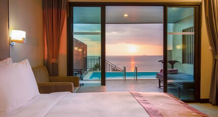 Phi Phi Holiday Resort Room Type - Ocean Sunset Pool Villa(MMT)