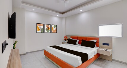 Townhouse Biodiversity Park Sector 52 Room Type - Classic with Balcony