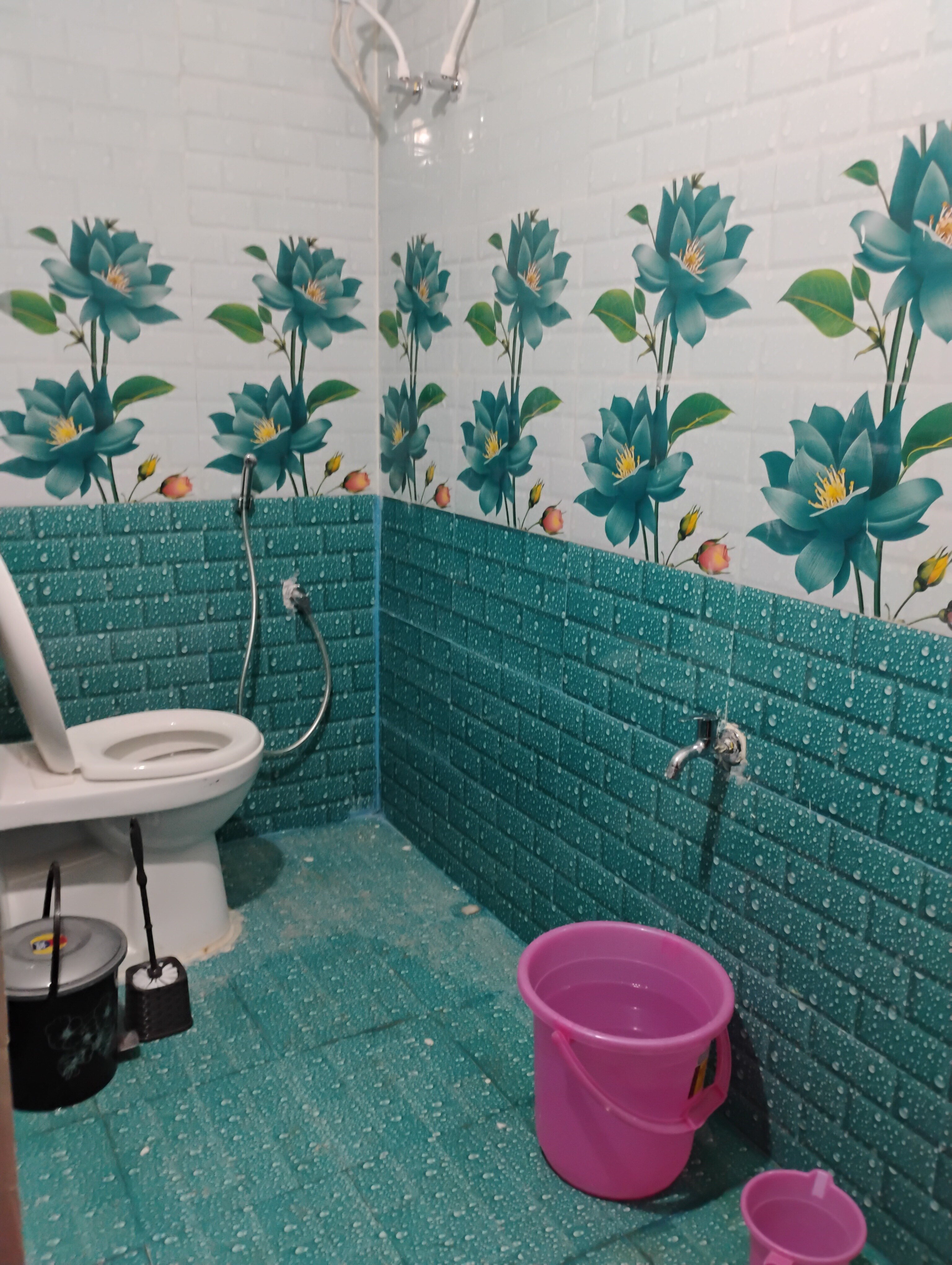 Dwaraka Home Stay - Tap to explore photos