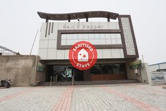 Address of Hotel O salt and pepper restaurant and hotel