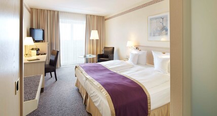 Best Western Hotel Helmstedt am Lappwald Room Type - 1 Double Bed, Comfort, Quiet Location, Air-Conditioned, Sitting Corner, Flat Screen Television, Or 2