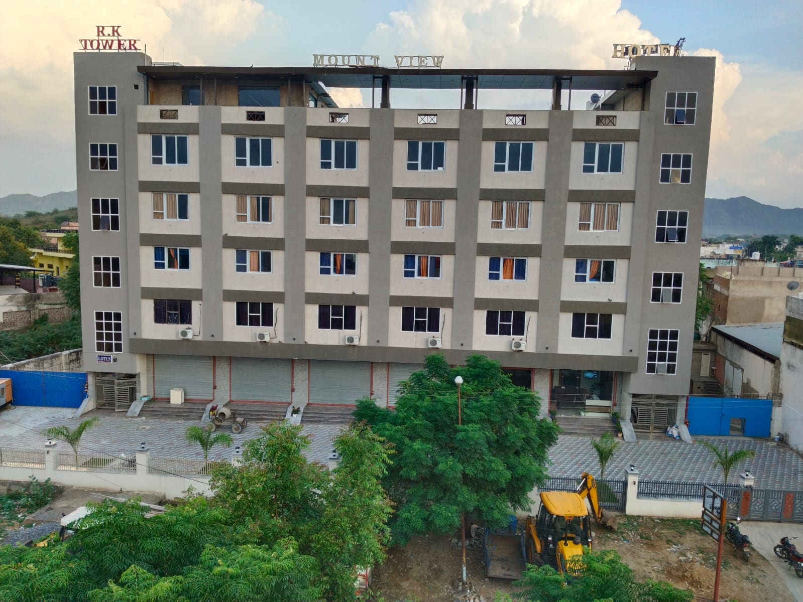 Mount View Hotel Ajmer - Tap to explore photos