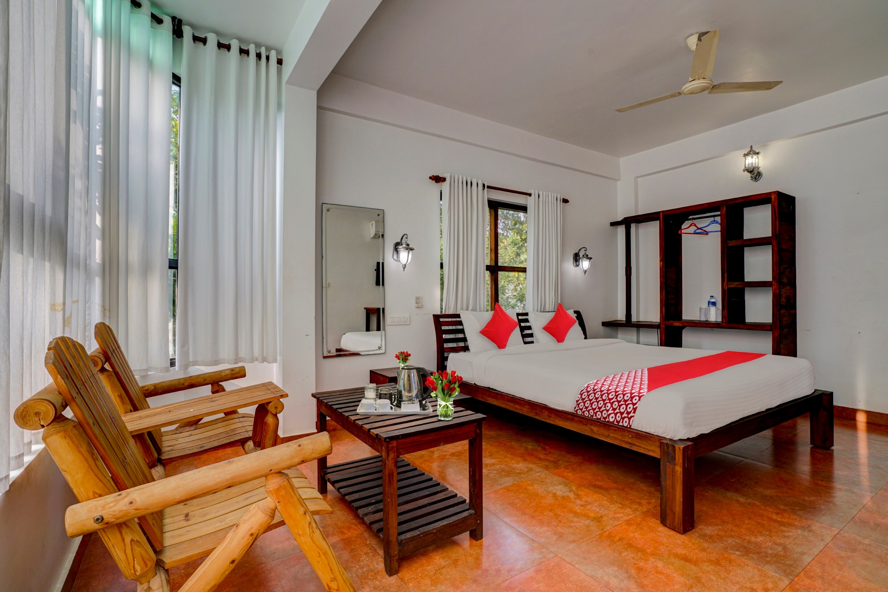 Hotel O Cherai Beach Paalm - Tap to explore photos